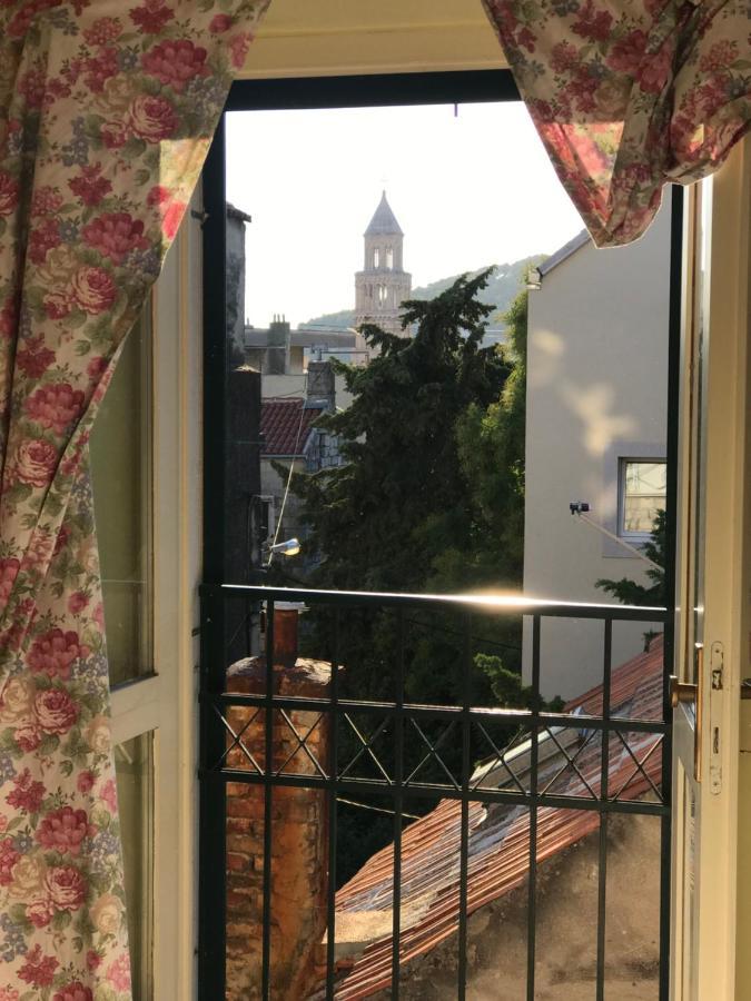 Studio In The Top Center Appartement Split Buitenkant foto