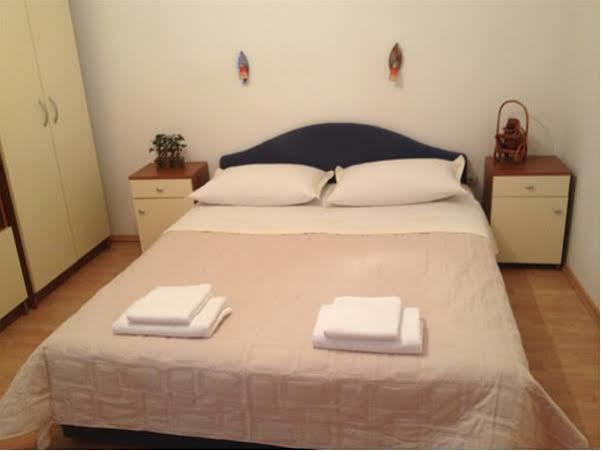 Studio In The Top Center Appartement Split Buitenkant foto