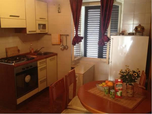 Studio In The Top Center Appartement Split Buitenkant foto